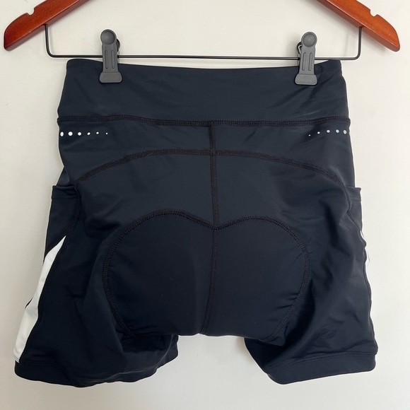 Baleaf Black Women's Cycling Shorts with extra padding size small - Picture 7 of 10